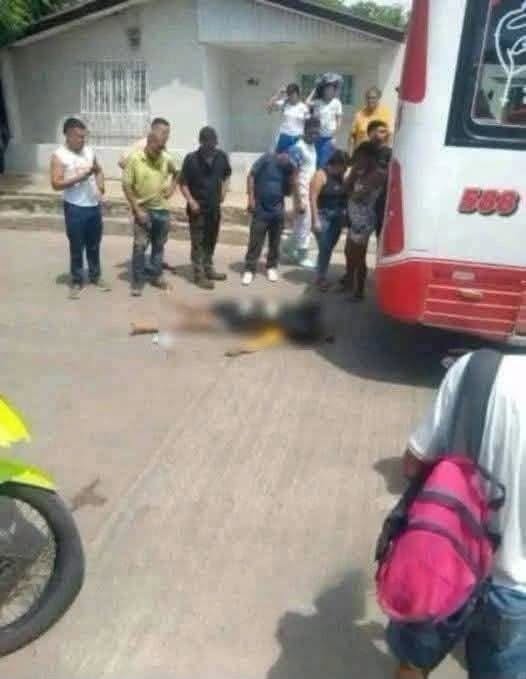 Salió a buscarle pan con café de leche a sus hijos y terminó en una escena que conmocionó a todos